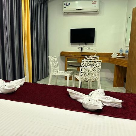 The Elite Beachview Pondicherry Eksteriør bilde