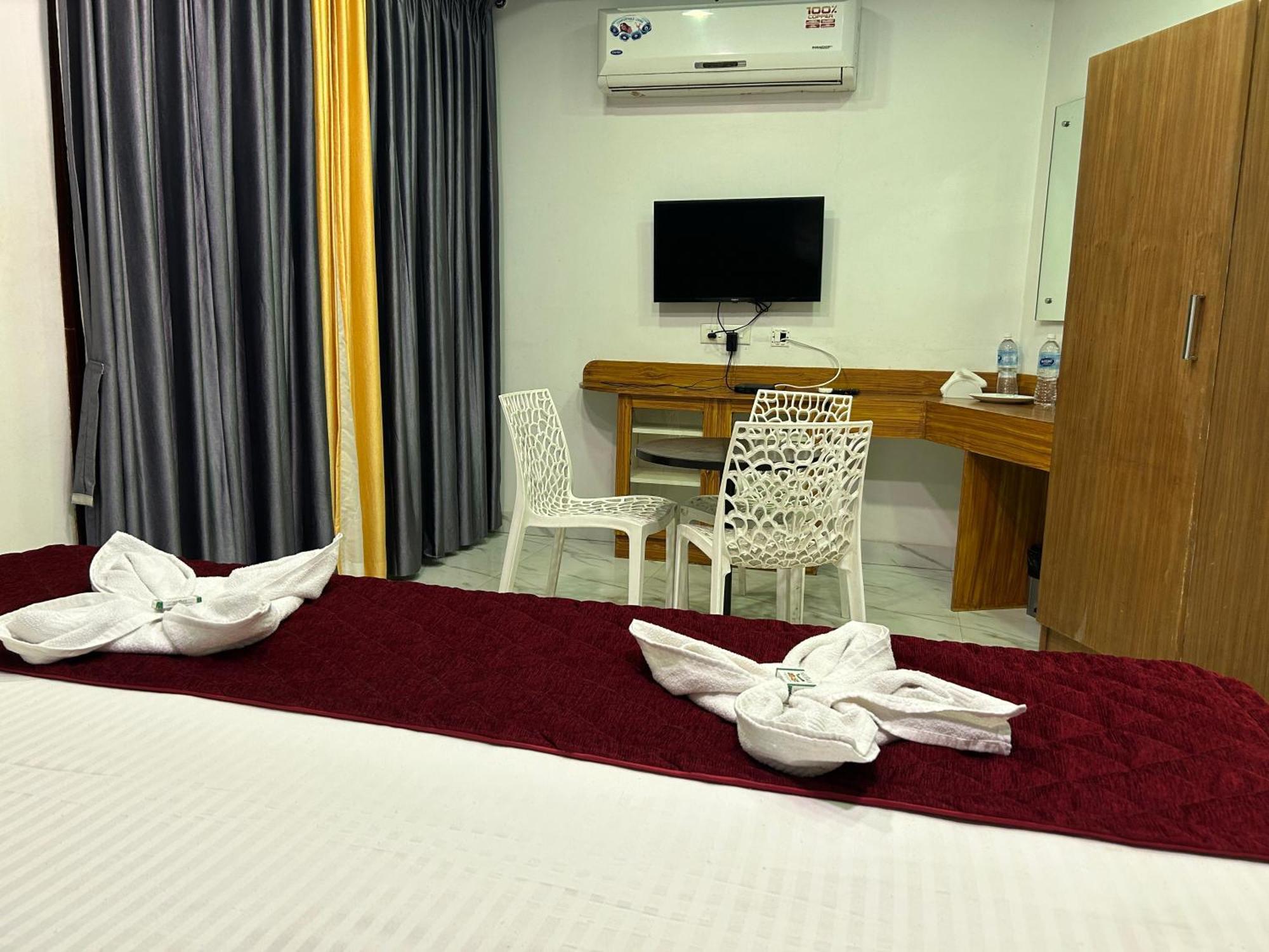 The Elite Beachview Pondicherry Eksteriør bilde
