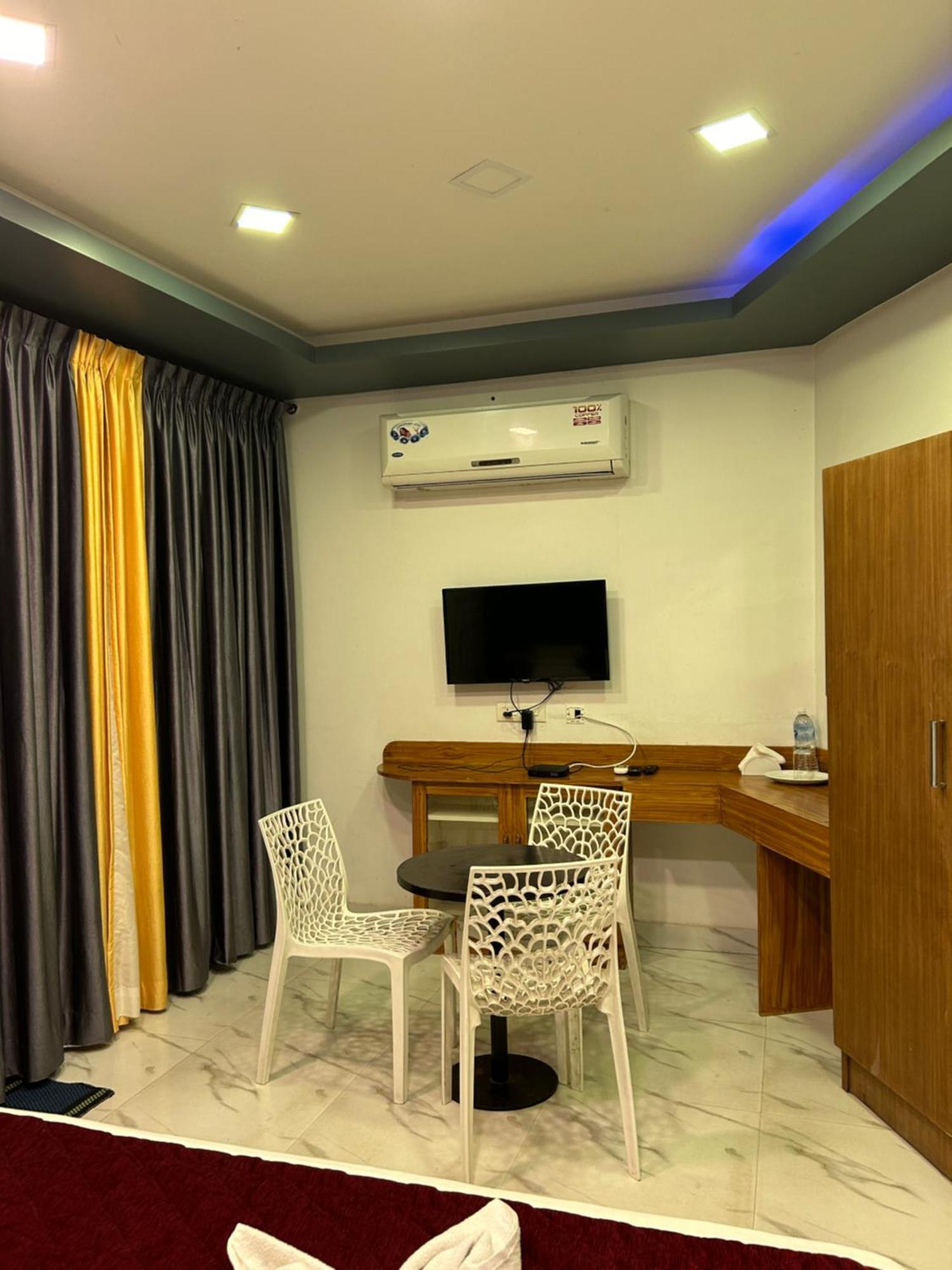 The Elite Beachview Pondicherry Eksteriør bilde