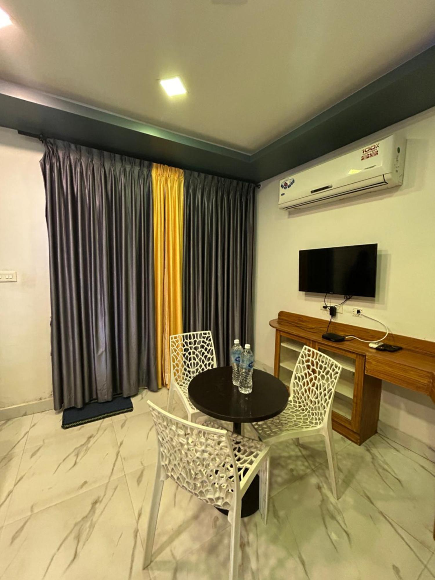 The Elite Beachview Pondicherry Eksteriør bilde