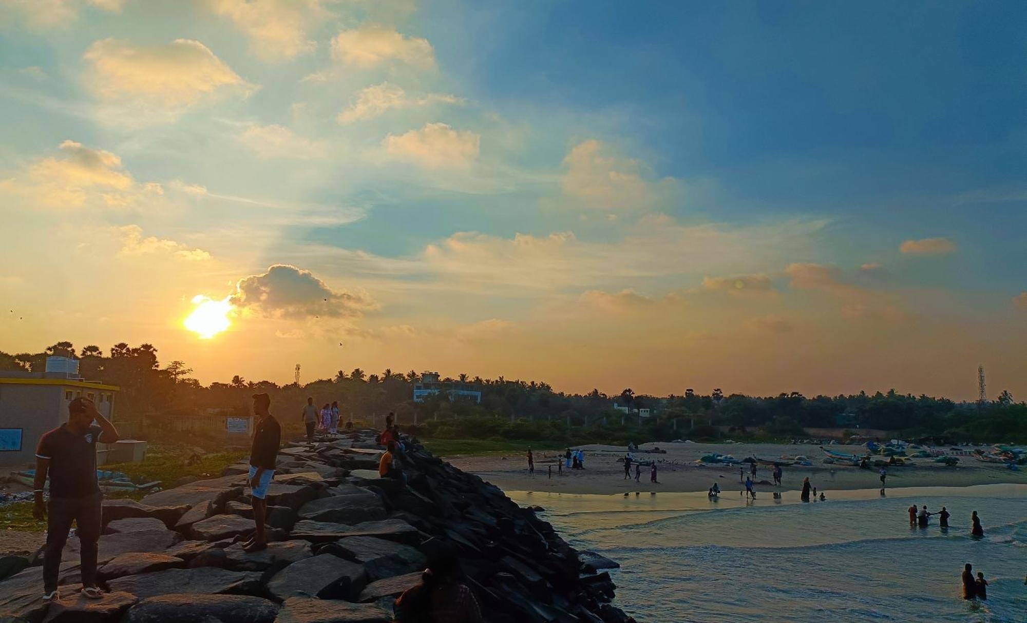 The Elite Beachview Pondicherry Eksteriør bilde